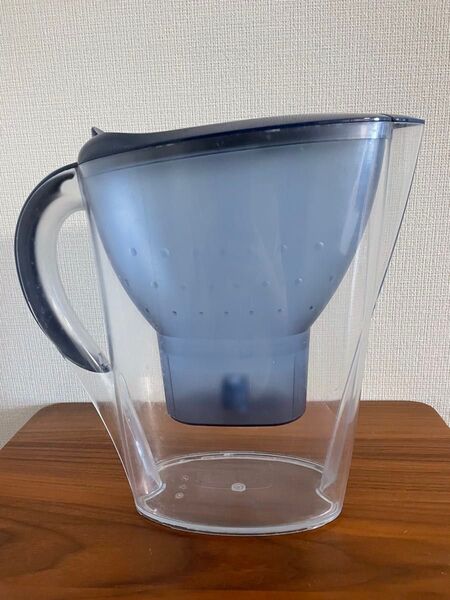 BRITA 浄水ポット ブリタ ポット型浄水器 透明 ブルー 2.4リットル