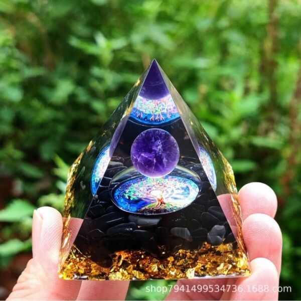 オルゴナイト ブラック 黒 ピラミッド 浄化 クリスタル オブジェ 贈り物 置物