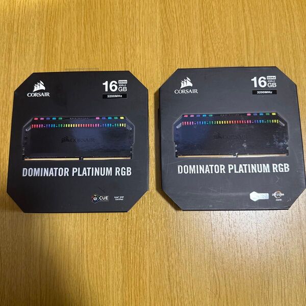 CORSAIR DOMINATOR PLATINUM RGB 8GB2枚 16GBを2セット DDR4-3200 中古