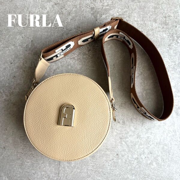 【極美品】FURLA フルラ スリーク ミニ クロスボディ ショルダーバッグ 斜め掛け サークル アーチロゴ