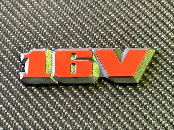 VW Audi フォルクスワーゲン アウディ 純正エンブレム 16V 中古品