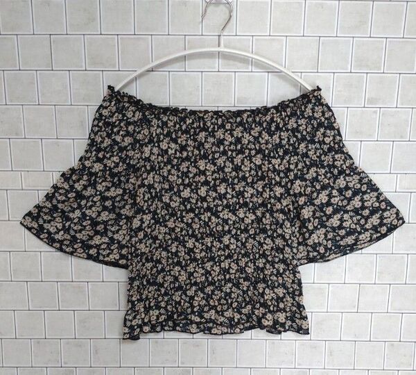 RETRO GIRL 柄シャーリングトップス オフショルダートップス 花柄 半袖