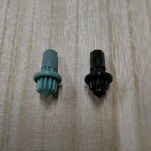 ベイブレードX ビット 2点セット まとめ売り【ギヤニードル、ハイニードル】