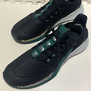 美品 PUMA USA エクセラレーター ランニングシューズ 28cm 黒×グリーン×白 テクニカルシューズ