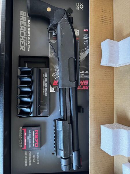東京マルイ ガスショットガン M870ブリーチャー カスタム品