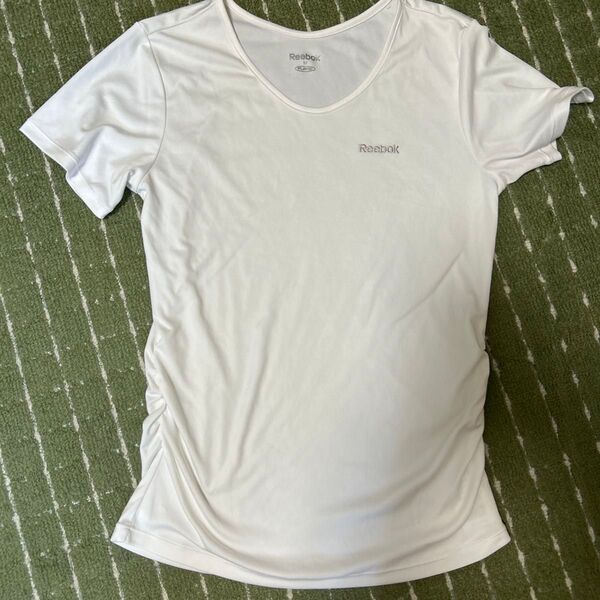 Reebok Tシャツ ホワイト M