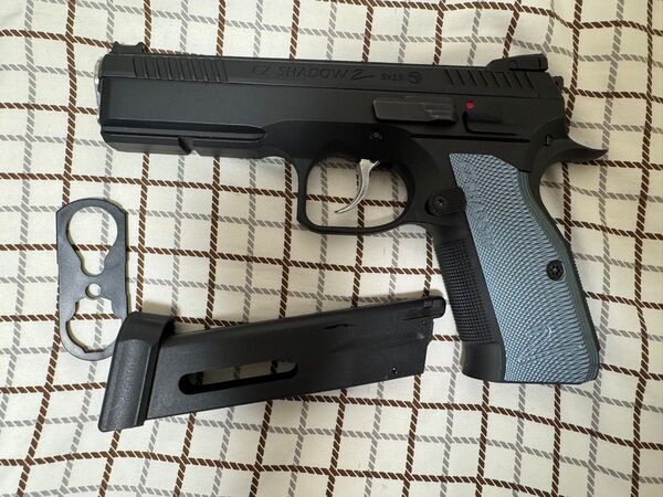 Carbon8 CZ Shadow2 CO2ガスガン