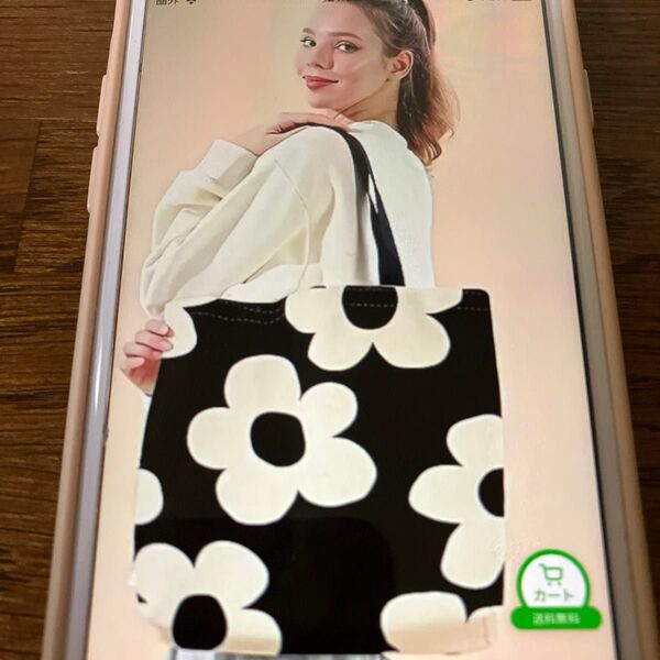 marimekko マリメッコ 風 花柄 白黒 エコバッグ イヤホン 小銭入れ ミニポーチ