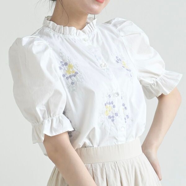 rps キャンディ5分袖刺繍入りブラウス フリル コットンブラウス パフスリーブ ホワイト シャツ ブラウス 半袖 白