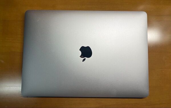 【箱付き】Apple MacBook Air ノートパソコン シルバー(ジャンク品)