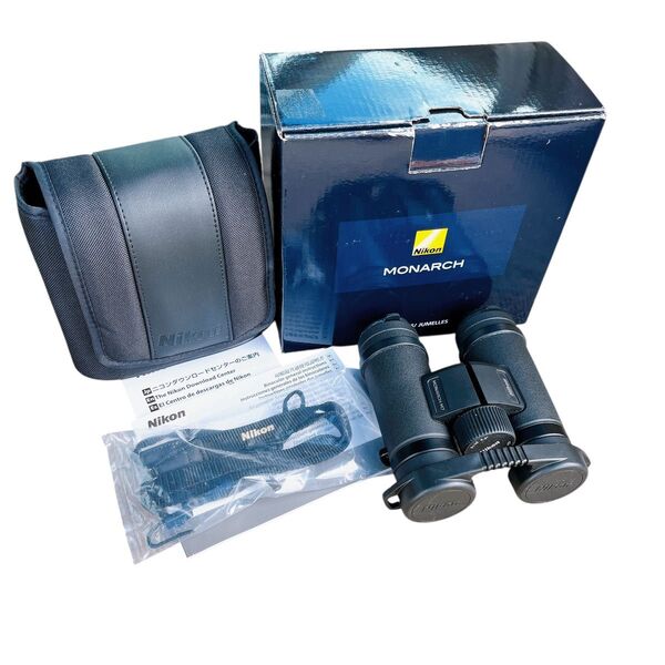 Nikon 双眼鏡 モナークM7 8×30