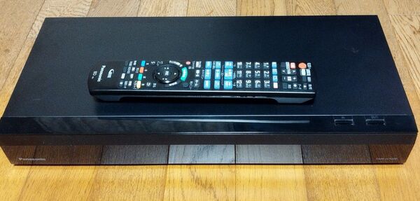 超美品 6チャンネル×16日分自動録画レコーダー Panasonic DIGA DMR-2CX200