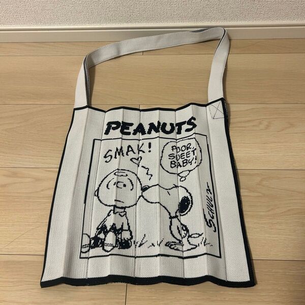 knt365 Knitty スヌーピー PEANUTS