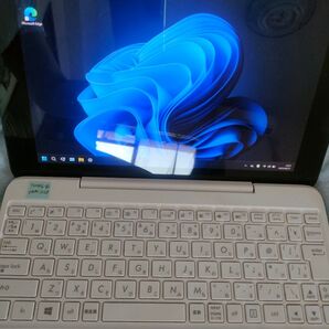 ⑥ASUS TransBook T100H 白 2in1 10.1 2GB・64GB Win11 24H2 画面割れ【半ジャンク】