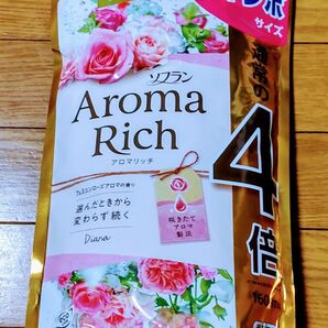 ソフラン アロマリッチ ダイアナ フェミニンローズアロマの香り 柔軟剤 詰替用 1600ml