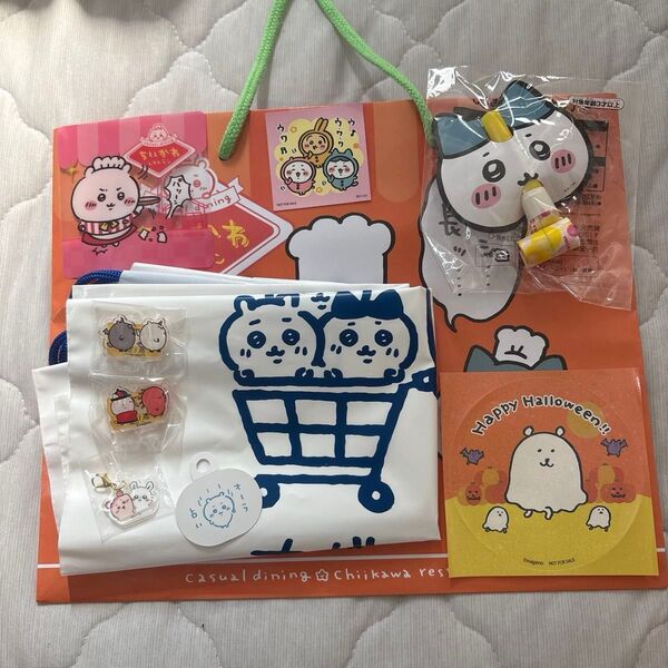 【ちいかわレストランショッパー付】うさぎ ハチワレ ナガノ展 ナガノフレンズ ハロウィン モモンガ 古本屋 まちがいさがし