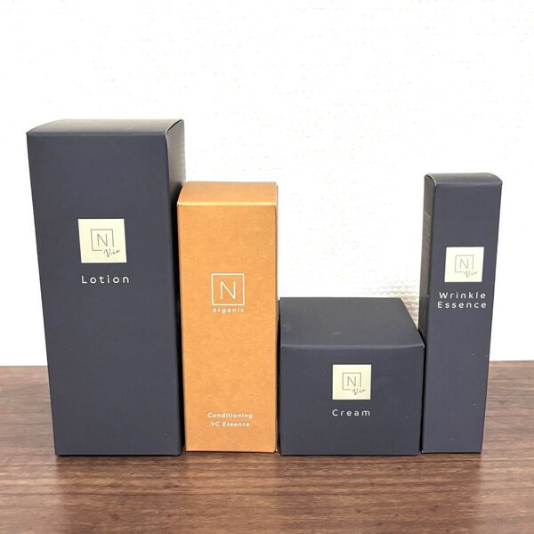 Nオーガニック Vie & Basic ローション クリーム パックエッセンス 4点セット