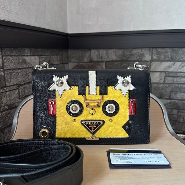 PRADA ロボット グレースカーフ サフィアーノ ブラック ショルダーバッグ