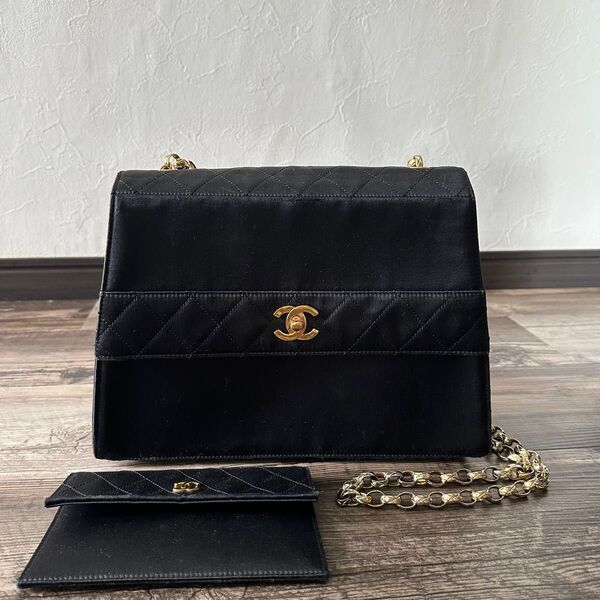 CHANEL サテン チェーンショルダーバッグ ブラック ヴィンテージ 台形