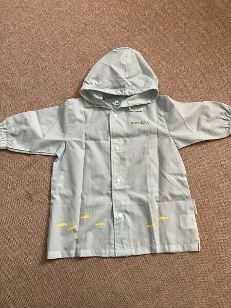 《accototo》レインコート☆90㎝☆水色★くじら★男の子★子供服★used品★お値引き不可★雨具★色褪せ&シミあり品