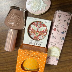 PAUL&JOE LADUREE チークリップグロスアイシャドウコスメセット 2枚目が未使用