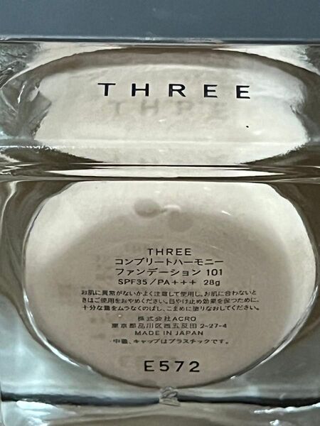 THREE コンプリートハーモニー ファンデーション 101 SPF35/PA+++ 28g