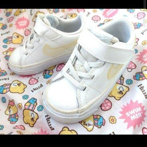 NIKE キッズ スニーカー 白 マジックテープ