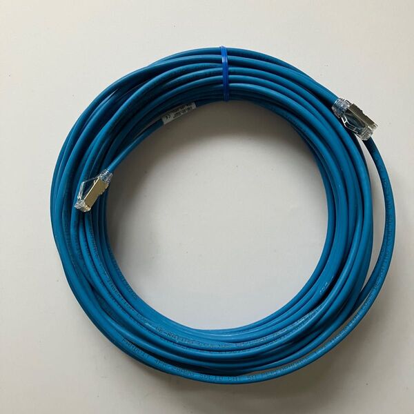 LANケーブル CAT6A 15m
