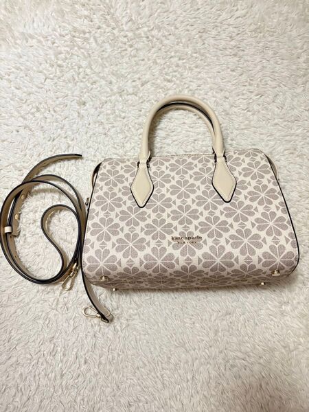 美品!ケイトスペードハンドバッグ