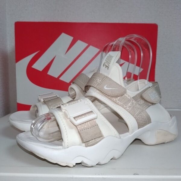 NIKE ナイキ サンダル キャニオン