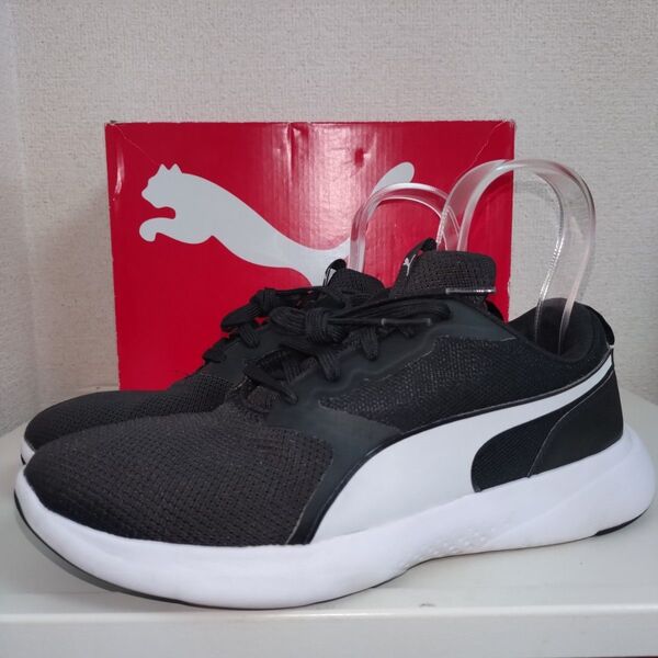 PUMA プーマ スニーカー