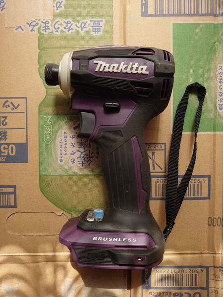 マキタ充電式インパクトドライバー TD172D