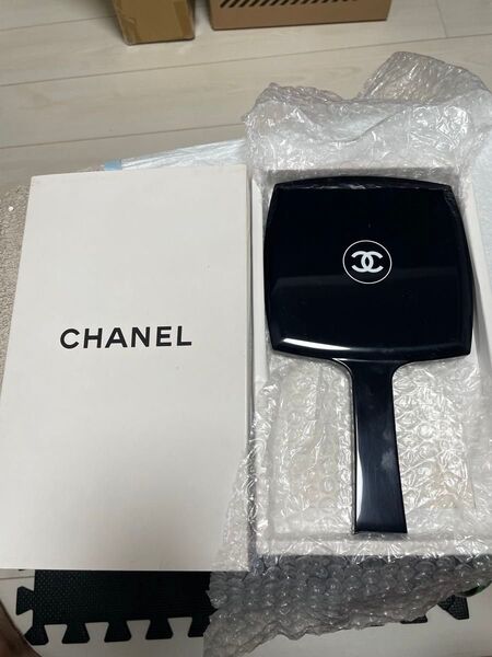 CHANEL シャネル 手鏡 箱付き