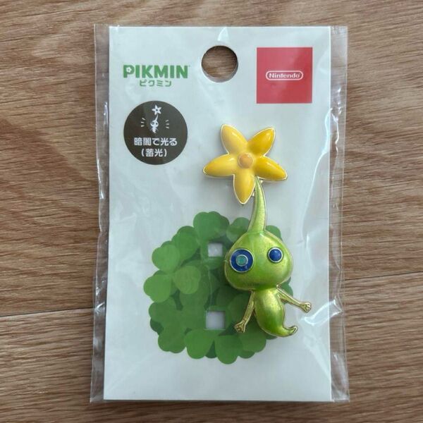 ピクミン ピンバッジ 蓄光 Nintendo 光ピクミン バッジ ニンテンドーストア 任天堂