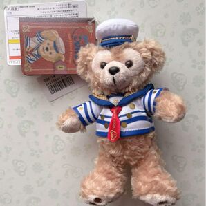 新品タグ付き ダッフィー 10周年 ぬいぐるみバッジ ディズニー