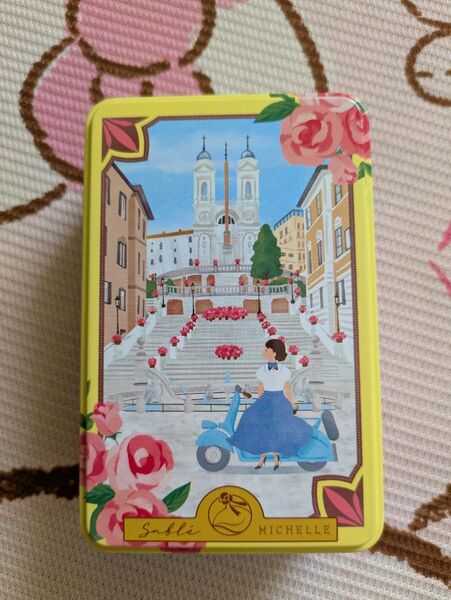 ローマの休日 お菓子の空き缶 小物入れに