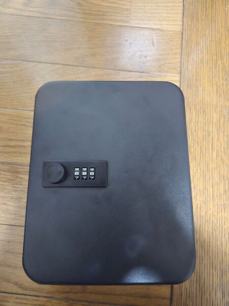コンパクト ブラック セキュリティケース