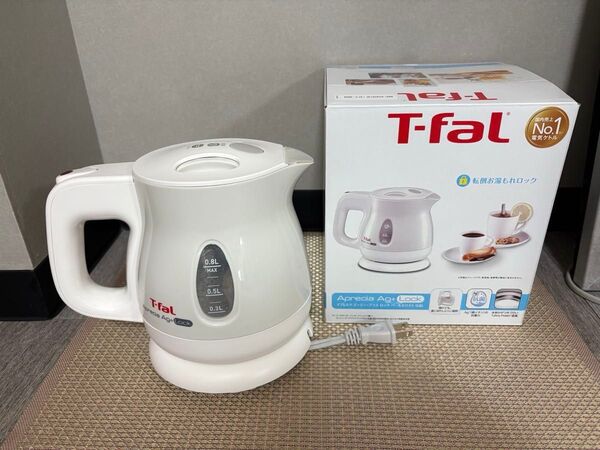 美品 T-fal 電気ケトル Aprecia Ag+ Lock ホワイト 0.8L ティファール 白 今年購入 定価9,350円