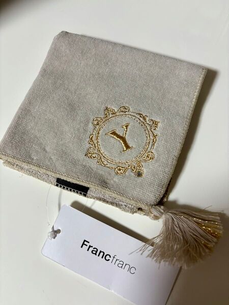 新品タグつき未使用 Francfranc タオル地 フリンジ付きイニシャルハンカチ Y ベージュ×ゴールドイニシャル フランフラン