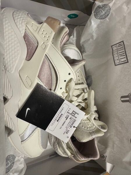 新品 NIKE ナイキ エアハラチ スニーカー W NIKE AIR HUARACHE DH4439 104 25cm ピンク