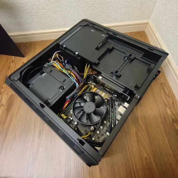 パソコン 部品 セット RX6500XT i5-4570S 16GB SFX 300W SilverStone SST-FTZ01