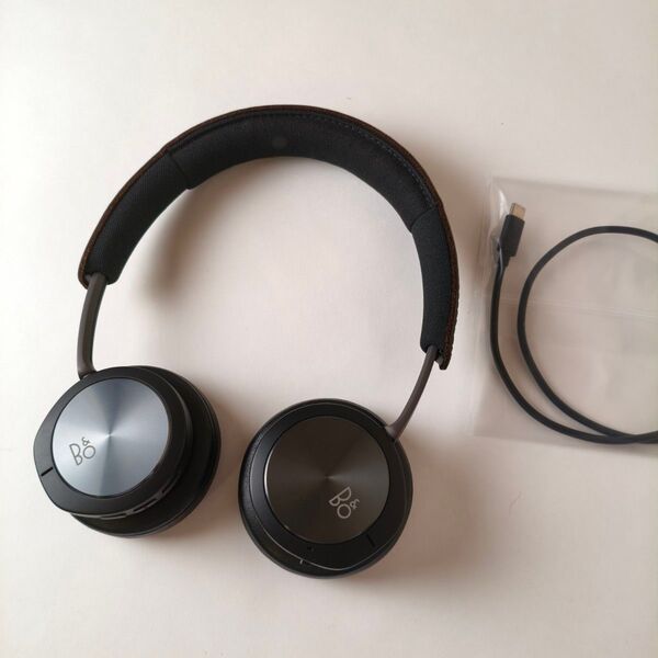 Beoplay H8i ワイヤレスヘッドホン Bang & Olufsen 使用少ない
