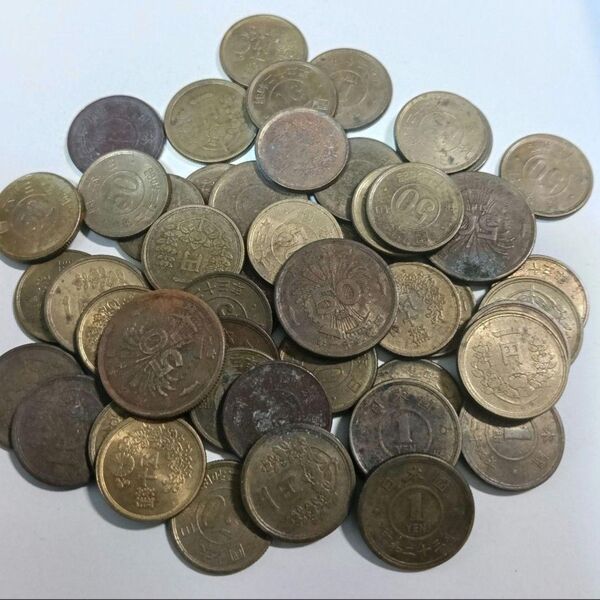 黄銅貨 50枚 大型50銭黄貨 小型50銭黄銅貨 1円黄銅貨 古銭(5-85)