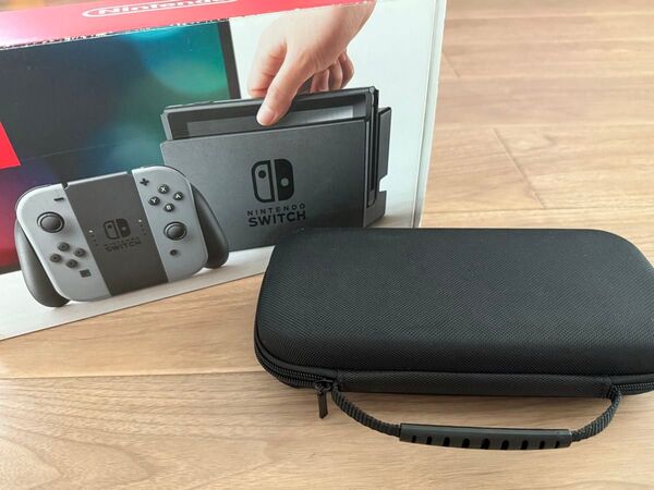 Nintendo Switch グレー ニンテンドースイッチ 本体 キャリングケース付き