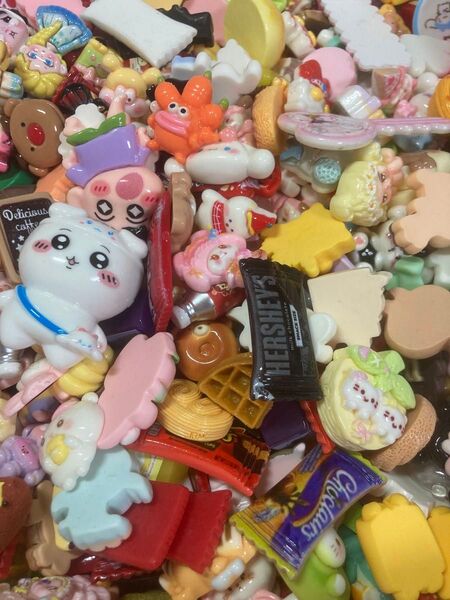 デコパーツ 大量 まとめ売り ランダム200個