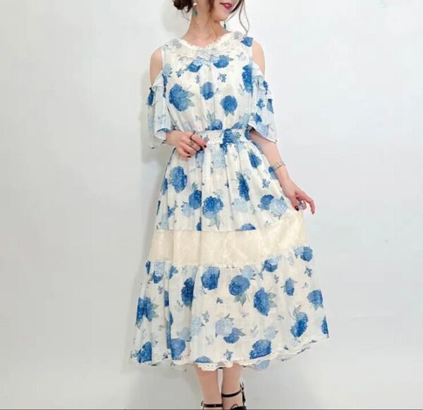 axes femme 未使用 紫陽花柄ロングワンピース