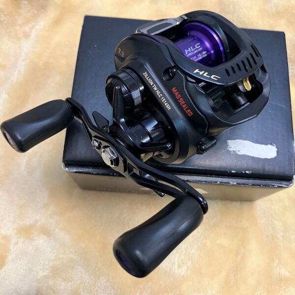 ダイワ ジリオン TW HLC 1514SH 右ハンドル DAIWA