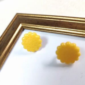 【Smile box】ノンホールピアス 樹脂・プラスチック製 アレルギー対応 ミニチュア フェイクフード ビスケット2個セット