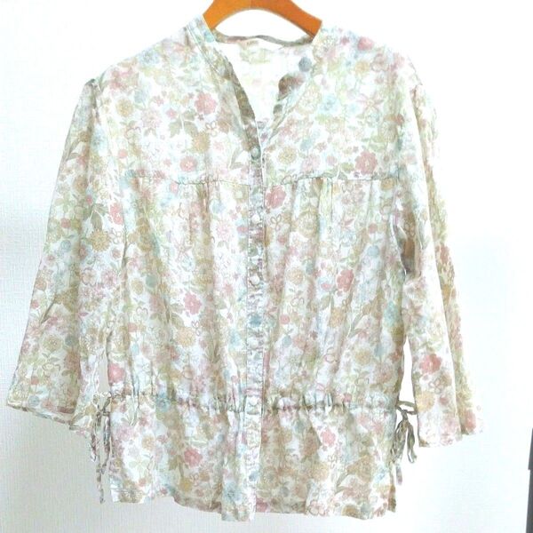 【美品】ボタニカル小花柄コットン麻混ブラウス リボン ナチュラル しまむら