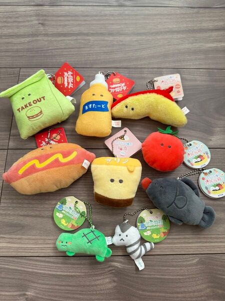 つぶらな瞳のマスコットキーチェーン